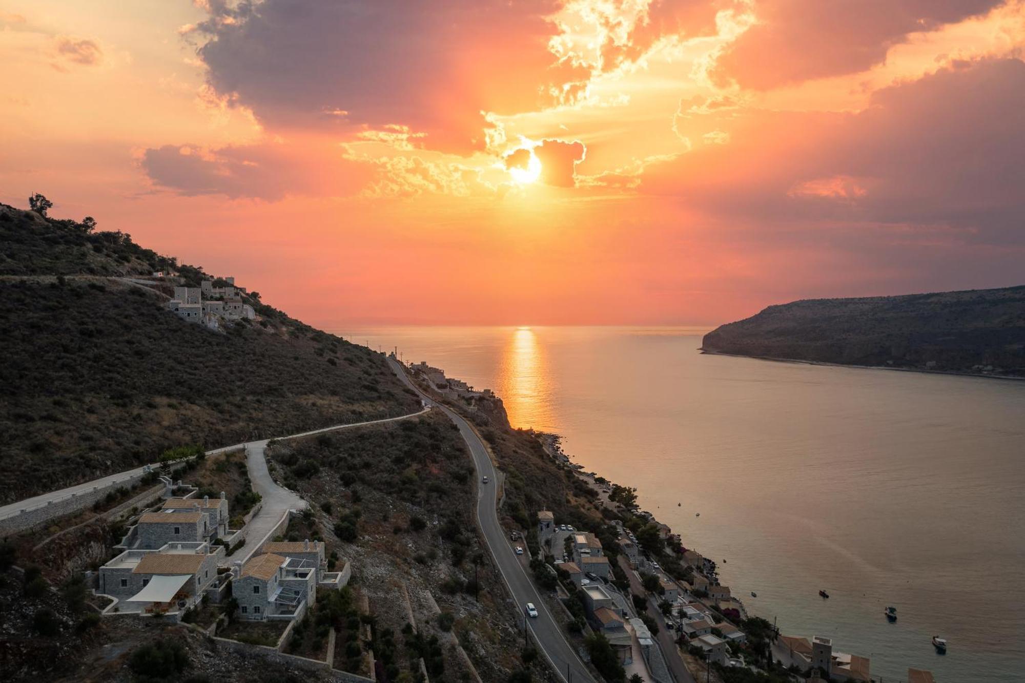 Trapela Luxury Hotel