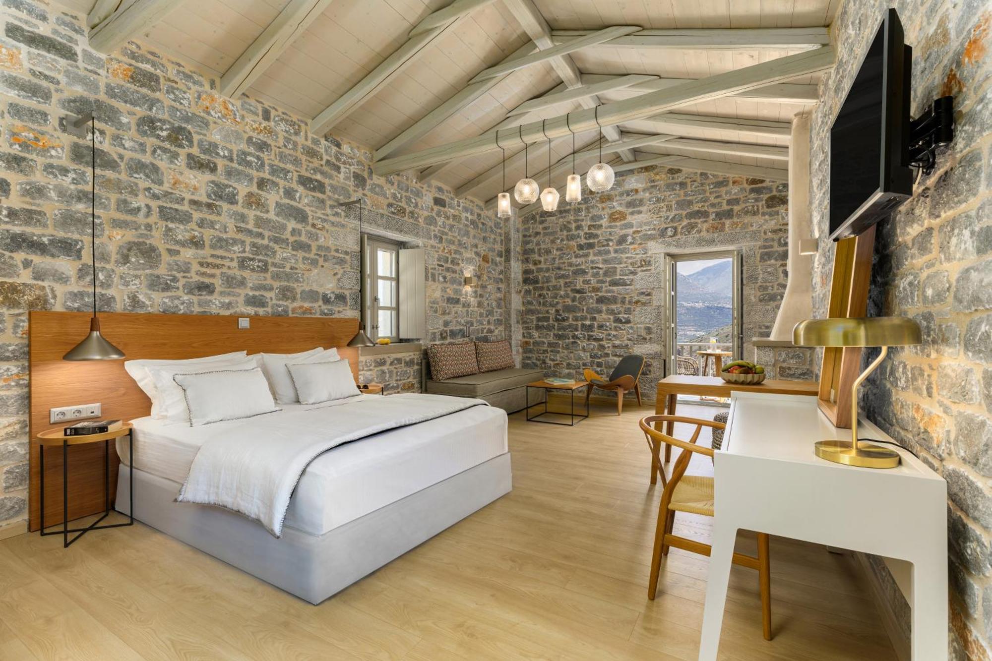 Trapela Luxury 4* Liménion